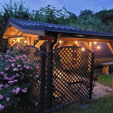 Villa Holma *** Agroturystyka Zbychowo Exterior foto